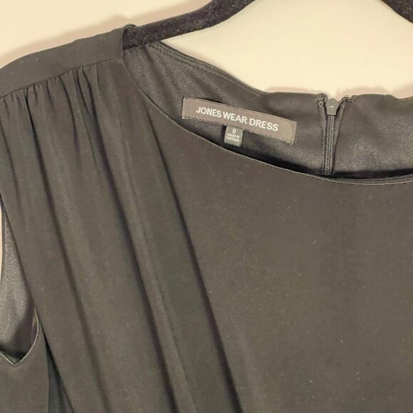 NWT Elegant Jones Wear Black Sleeveless Dress With Floral Ruching Size 8 NEW - Picture 6 of 9